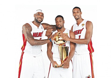 华体会体育-欧洲足坛狂欢夜！15豪强突围欧冠生死线 枪手拜仁强势晋级 皇萨车军城锁定淘汰赛席位