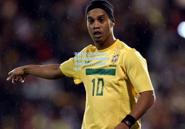 华体会HTH|残阵湖人掀翻开拓者豪取四连胜，艾顿空砍29+10难阻失利