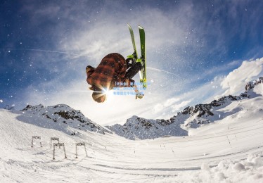 【华体会】里昂锁定丹麦新星，800万欧元引进布隆德比中场纳尔泰